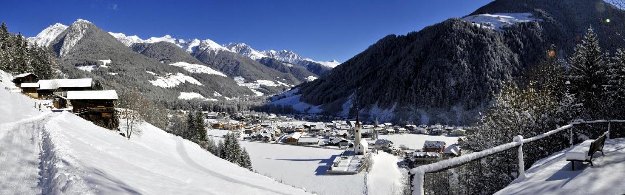 Appartamento Zum Sonnentor App Larix Lutago Esterno foto